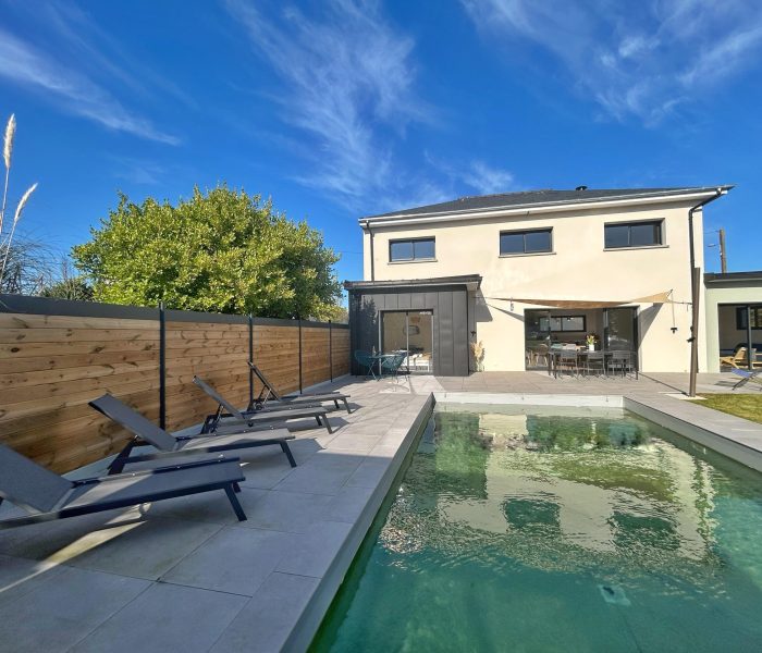 WhatsApp Image 2025-05-27 à 10.38.11_dc3b8716 WhatsApp Image 2025-05-27 à 10.38.11_dc3b8716